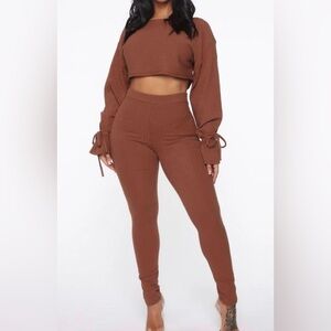 Fashion Nova Women's Brown Ribbed Knit Crop Top & Leggings Set